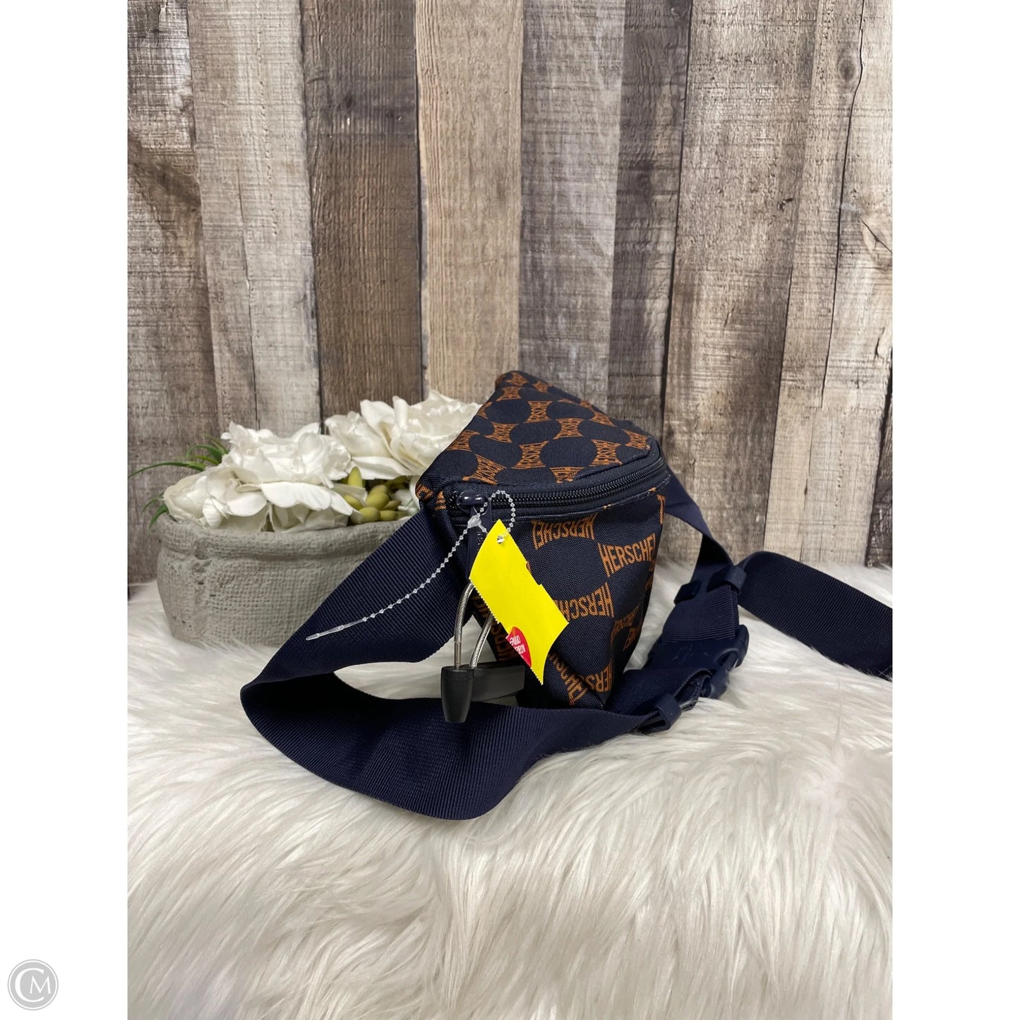 Belt Bag By Herschel, Size: Large