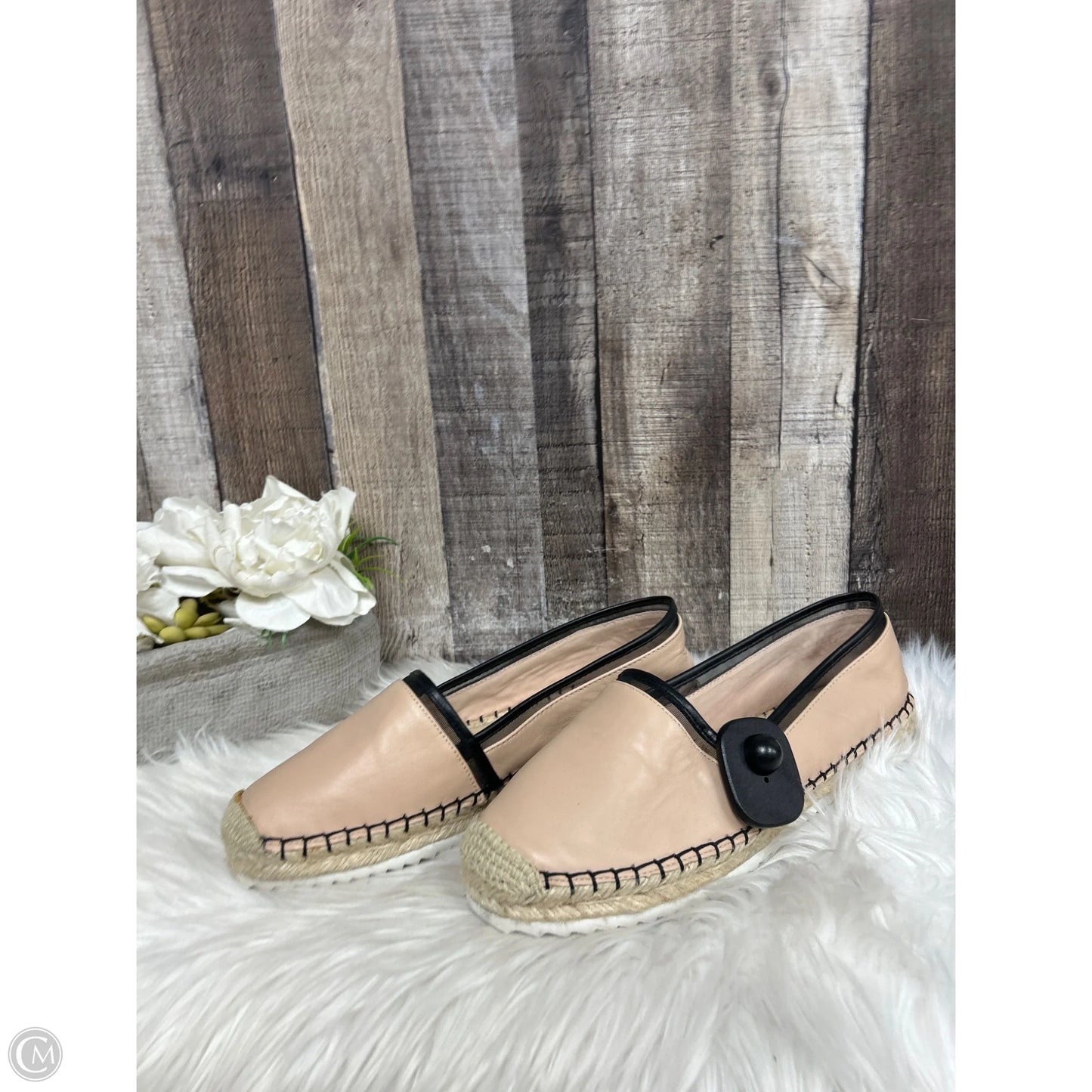 Shoes Designer By Karl Lagerfeld In Pink, Size: 9