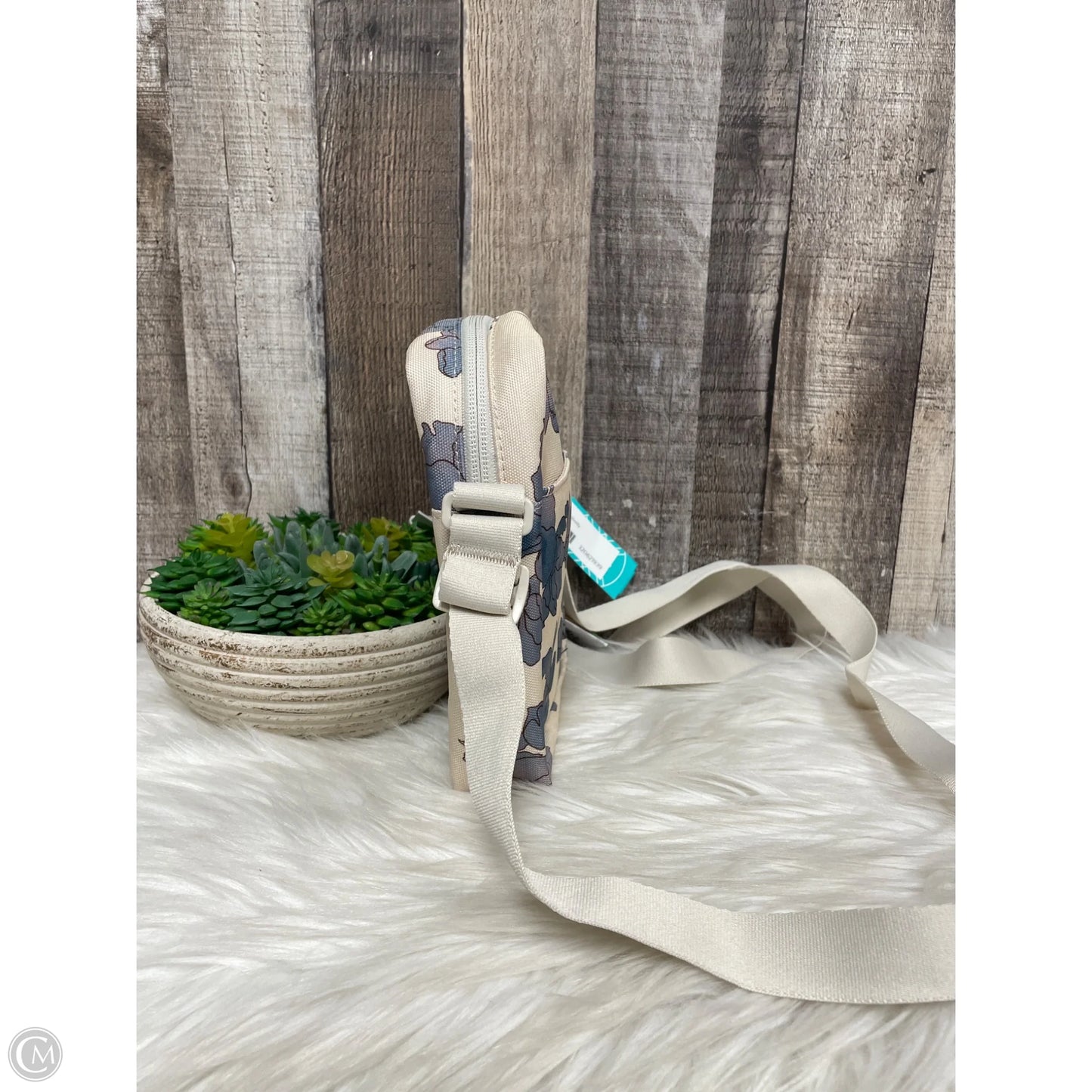 Crossbody By Herschel, Size: Medium