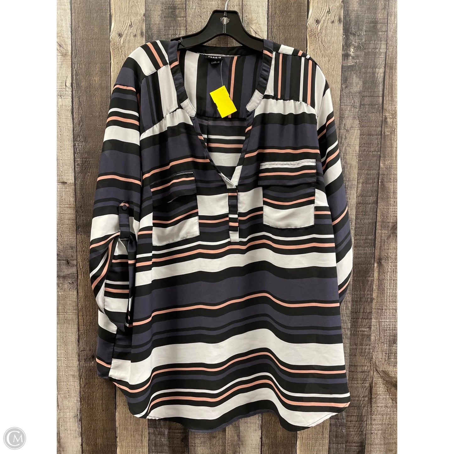 Top 3/4 Sleeve By Torrid In Multi-colored, Size: 4x