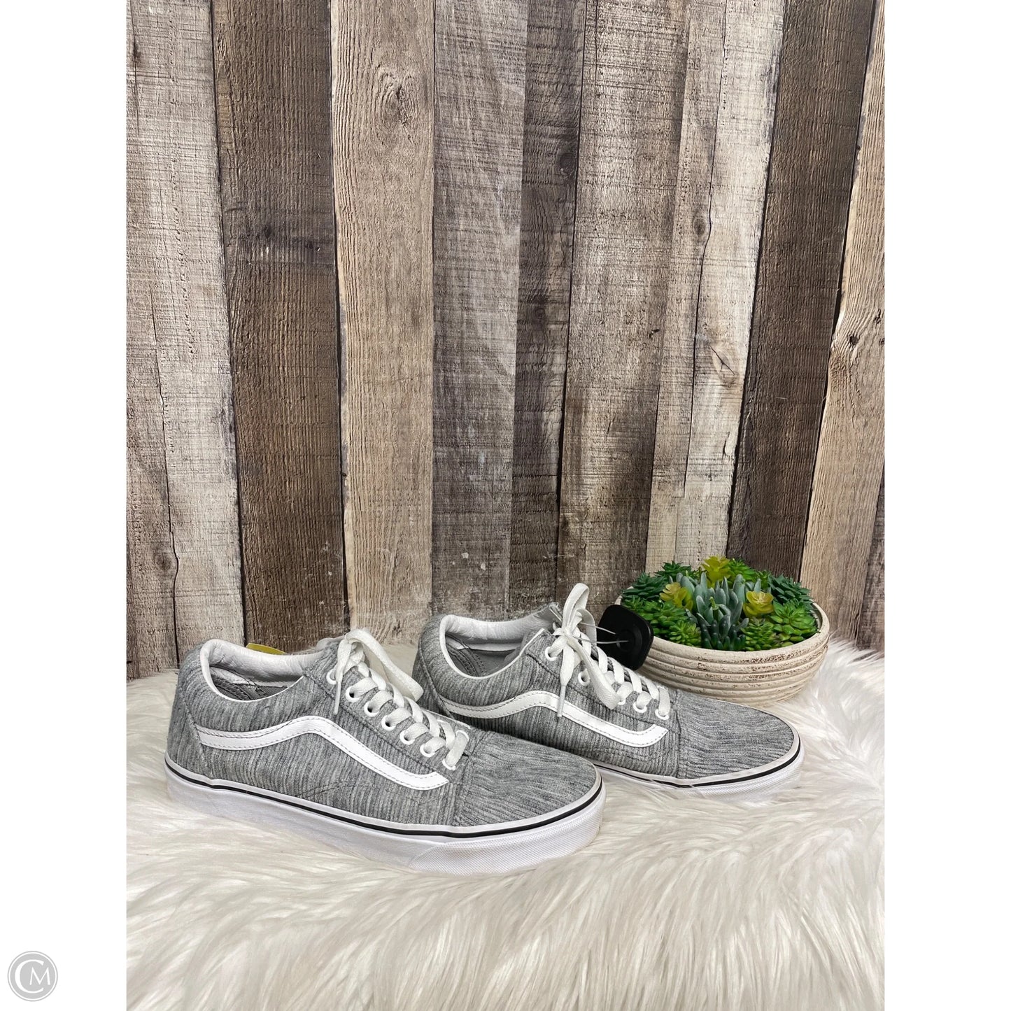 Shoes Sneakers By Vans In Grey, Size: 10