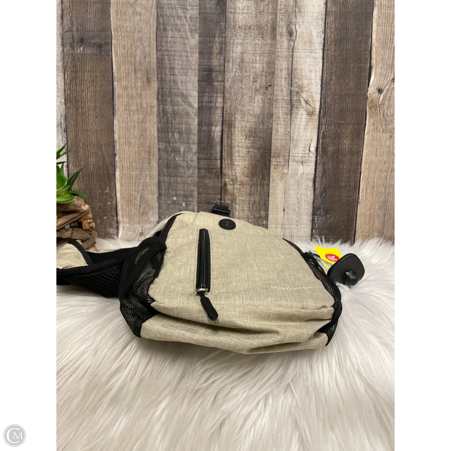 Crossbody By Cme, Size: Medium