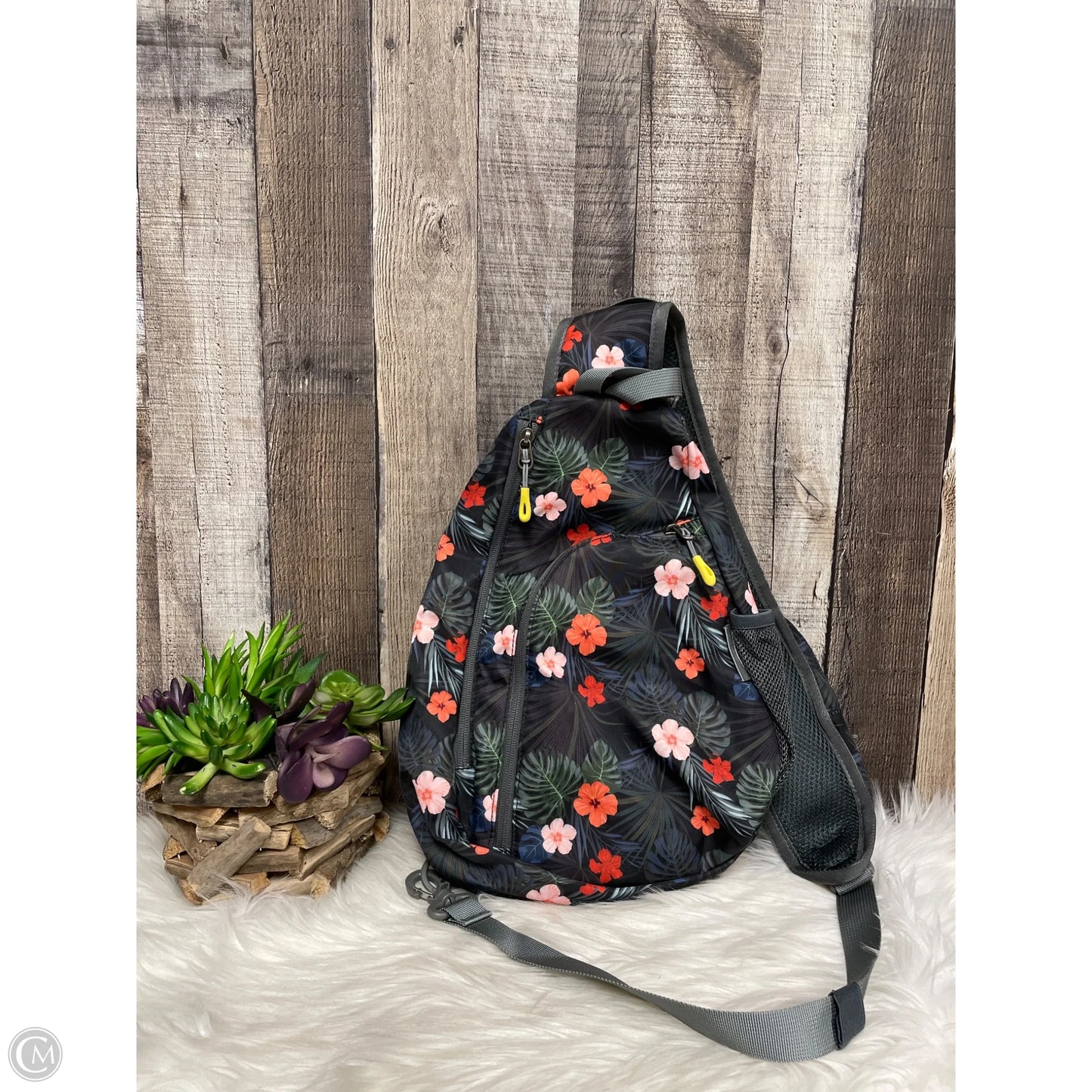 Crossbody By Cme, Size: Medium