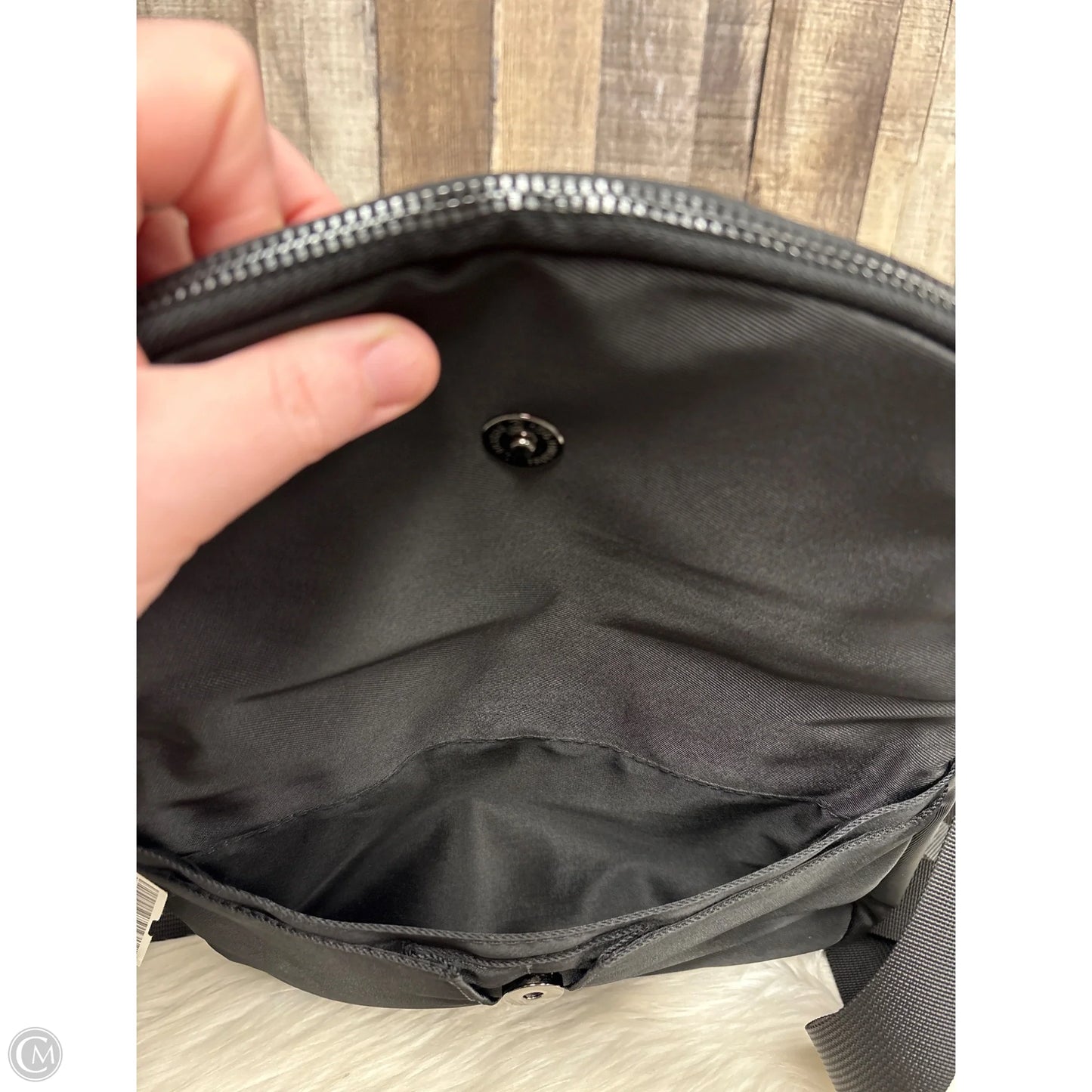 Crossbody By Cme, Size: Medium