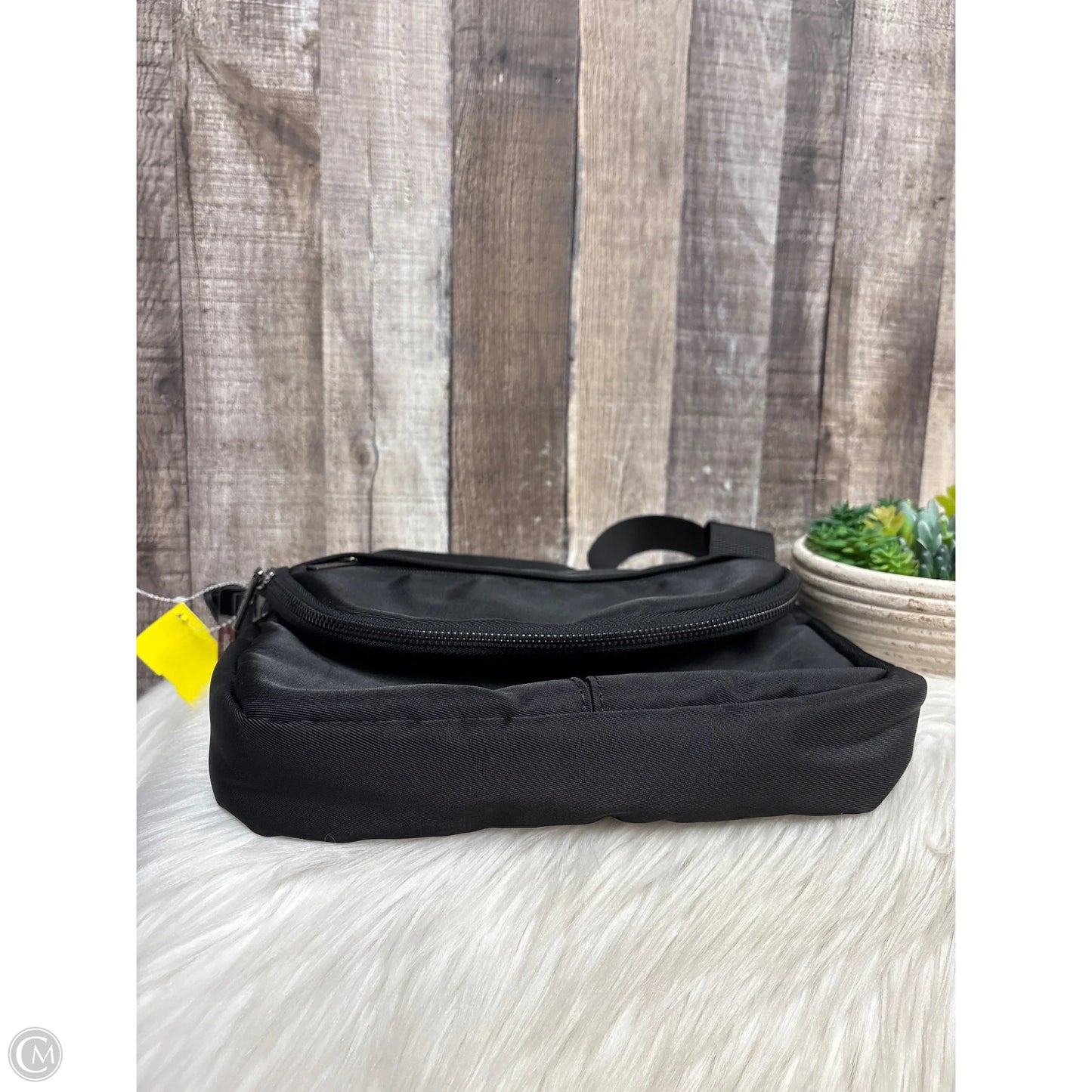 Crossbody By Cme, Size: Medium