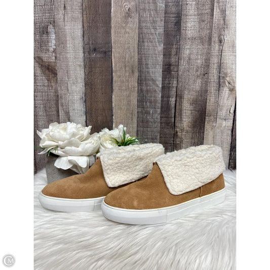 Shoes Flats By Serra In Tan, Size: 9