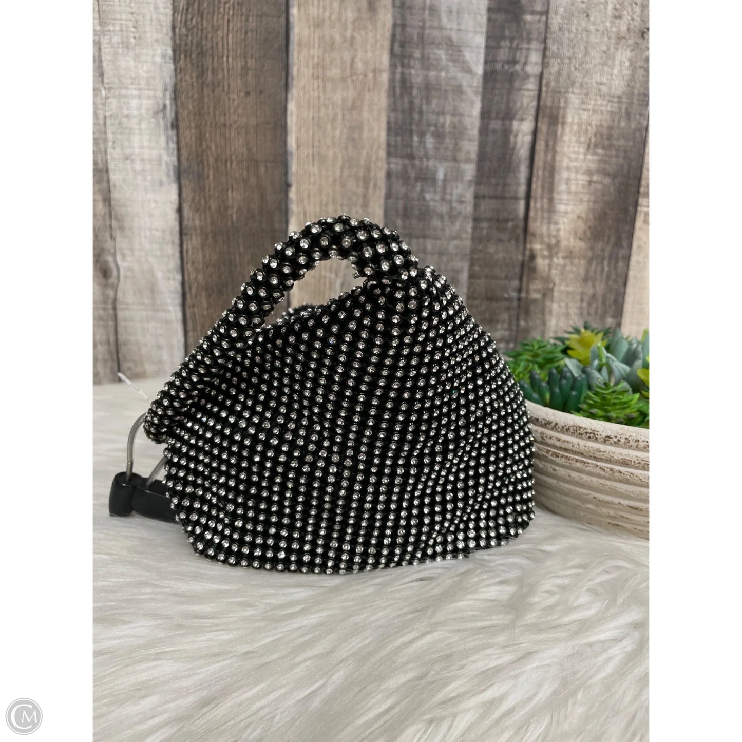 Wristlet By Cmf, Size: Small