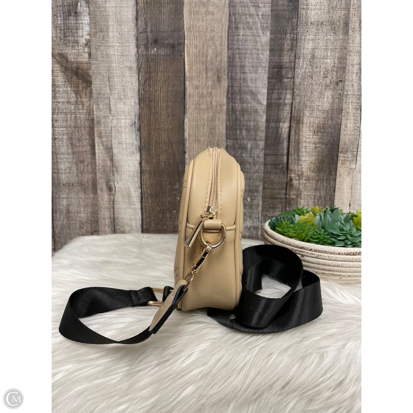 Crossbody By Cme, Size: Medium