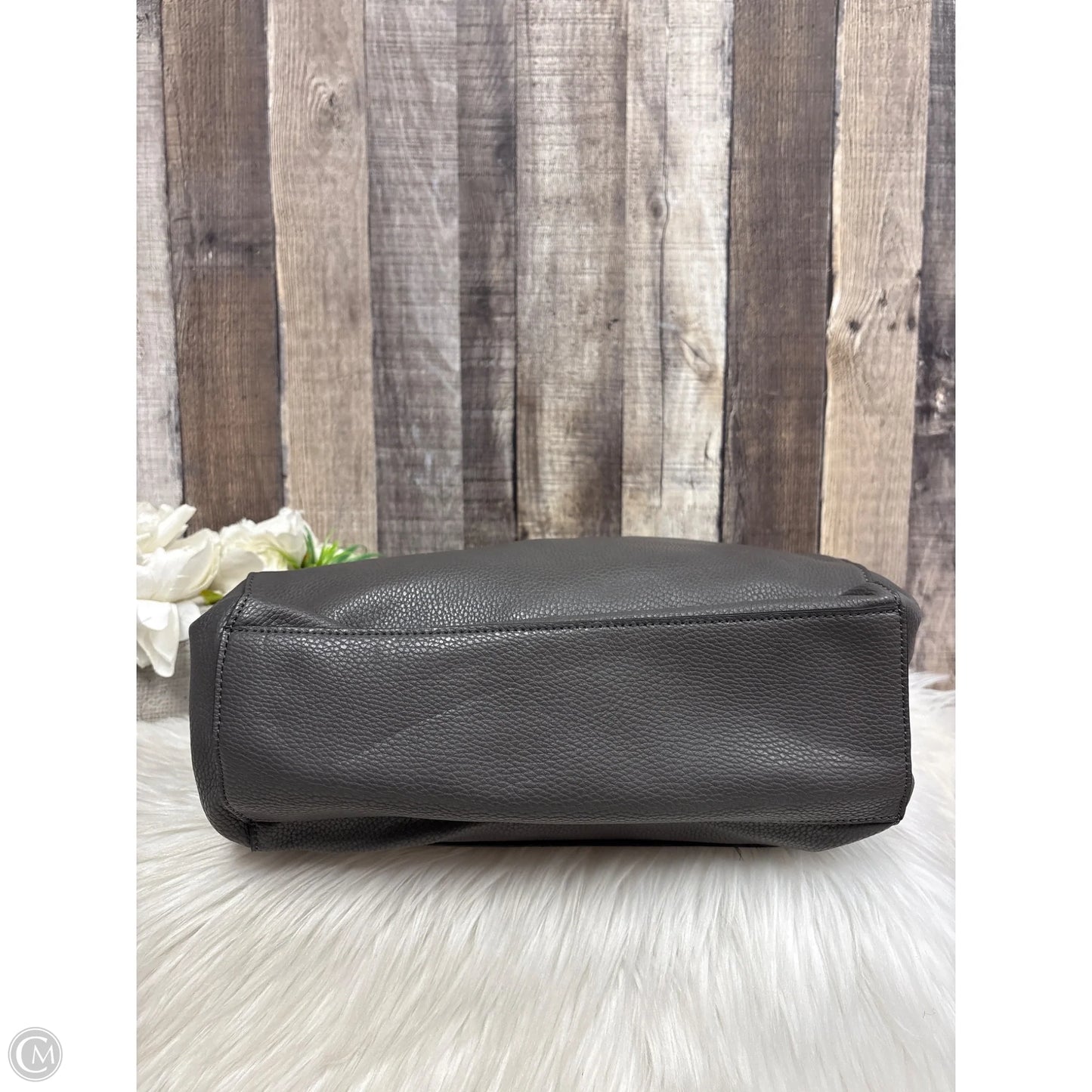 Handbag By Charlie Paige, Size: Large