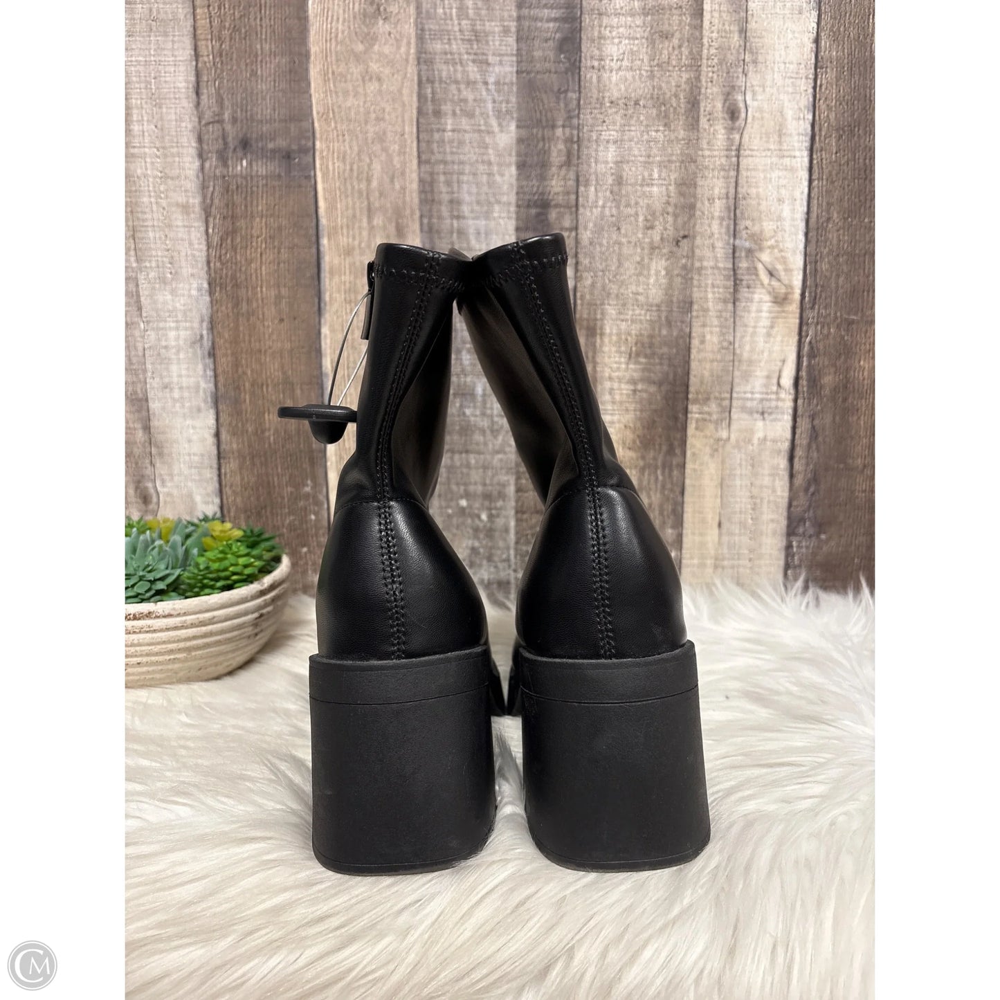 Boots Mid-calf Heels By Torrid In Black, Size: 8