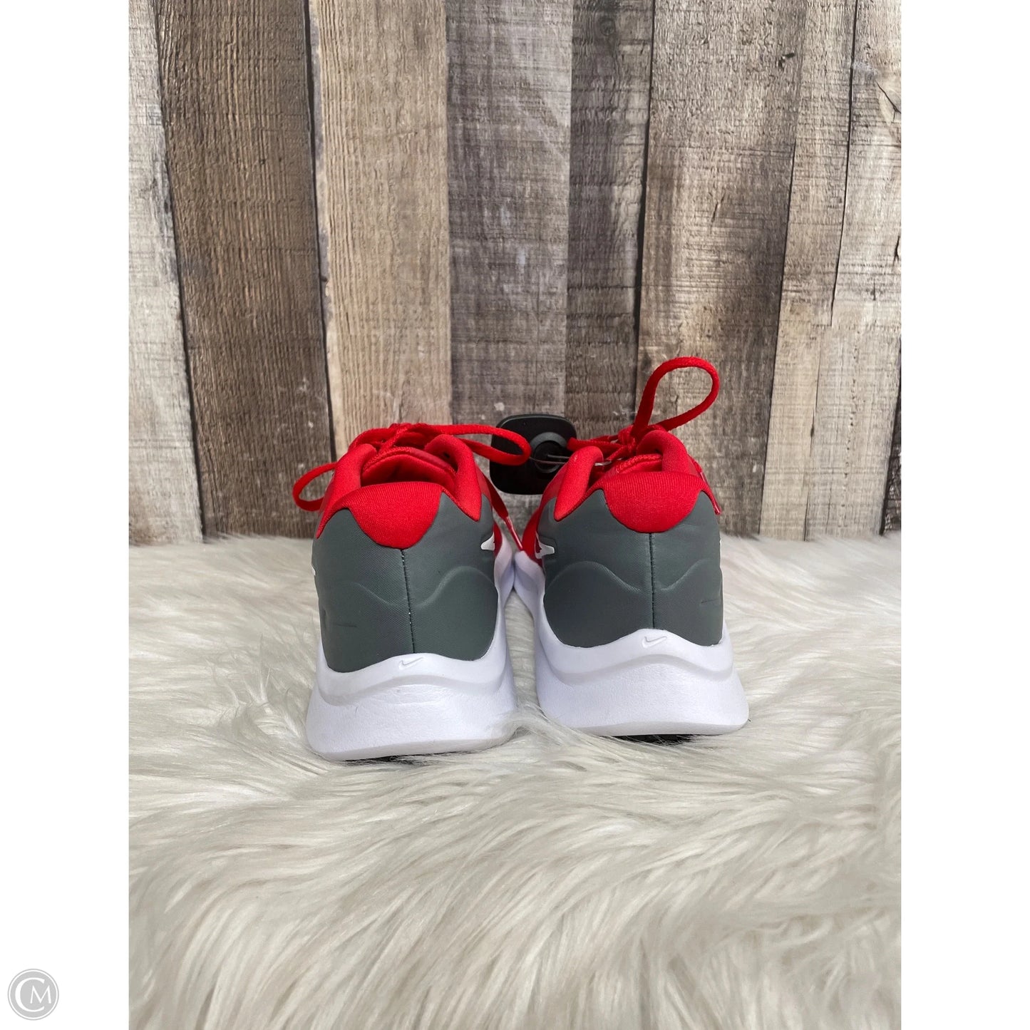Shoes Athletic By Nike In Grey & Red, Size: 6.5