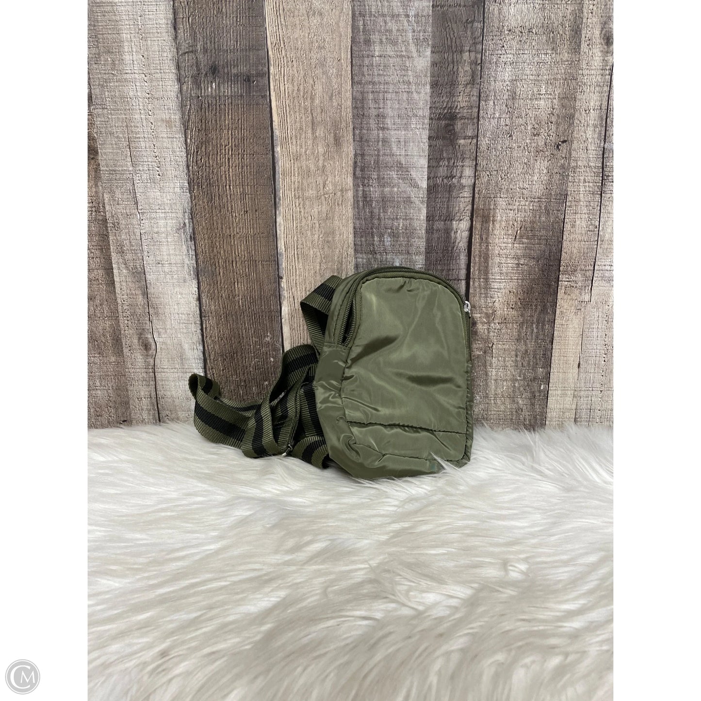 Crossbody By Cme, Size: Small