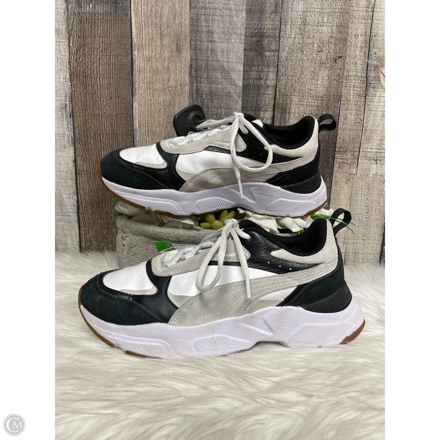 Shoes Athletic By Puma In Black & White, Size: 7.5