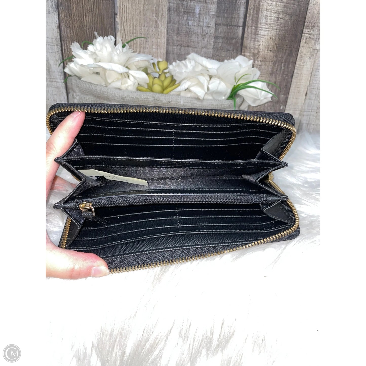 Wallet Designer By Kate Spade, Size: Medium