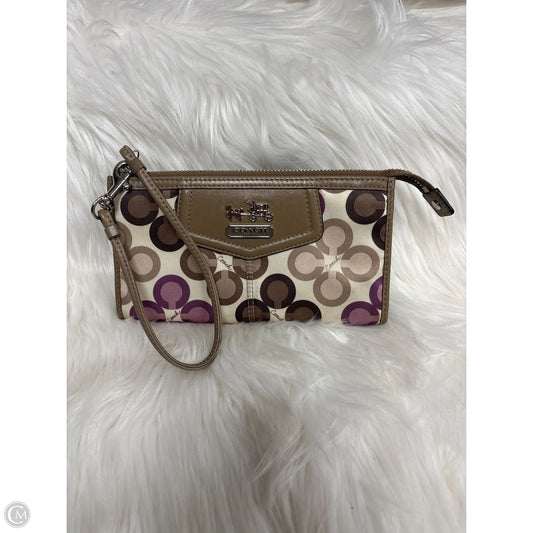 Wristlet Designer By Coach, Size: Medium