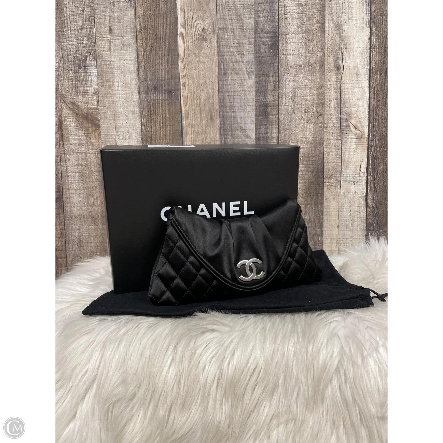 Clutch Luxury Designer By Chanel, Size: Medium
