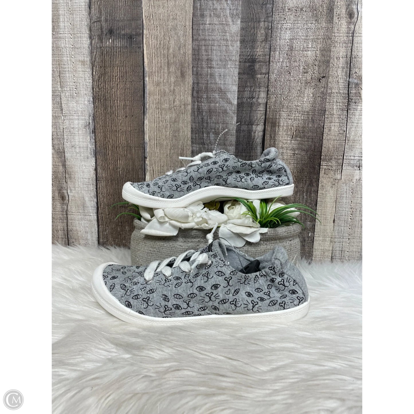 Shoes Sneakers By Bobs In Grey, Size: 7.5