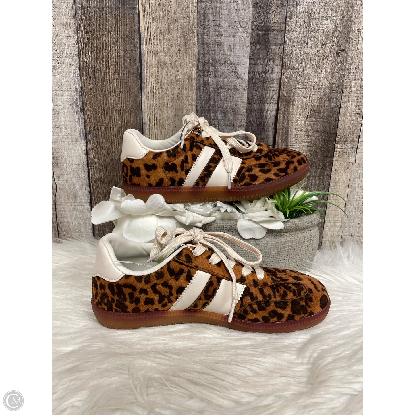 Shoes Sneakers By Cme In Animal Print, Size: 6