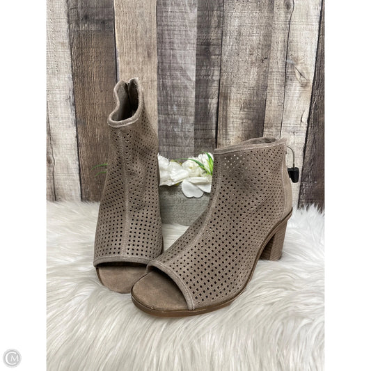 Boots Ankle Heels By Vince Camuto In Brown, Size: 8