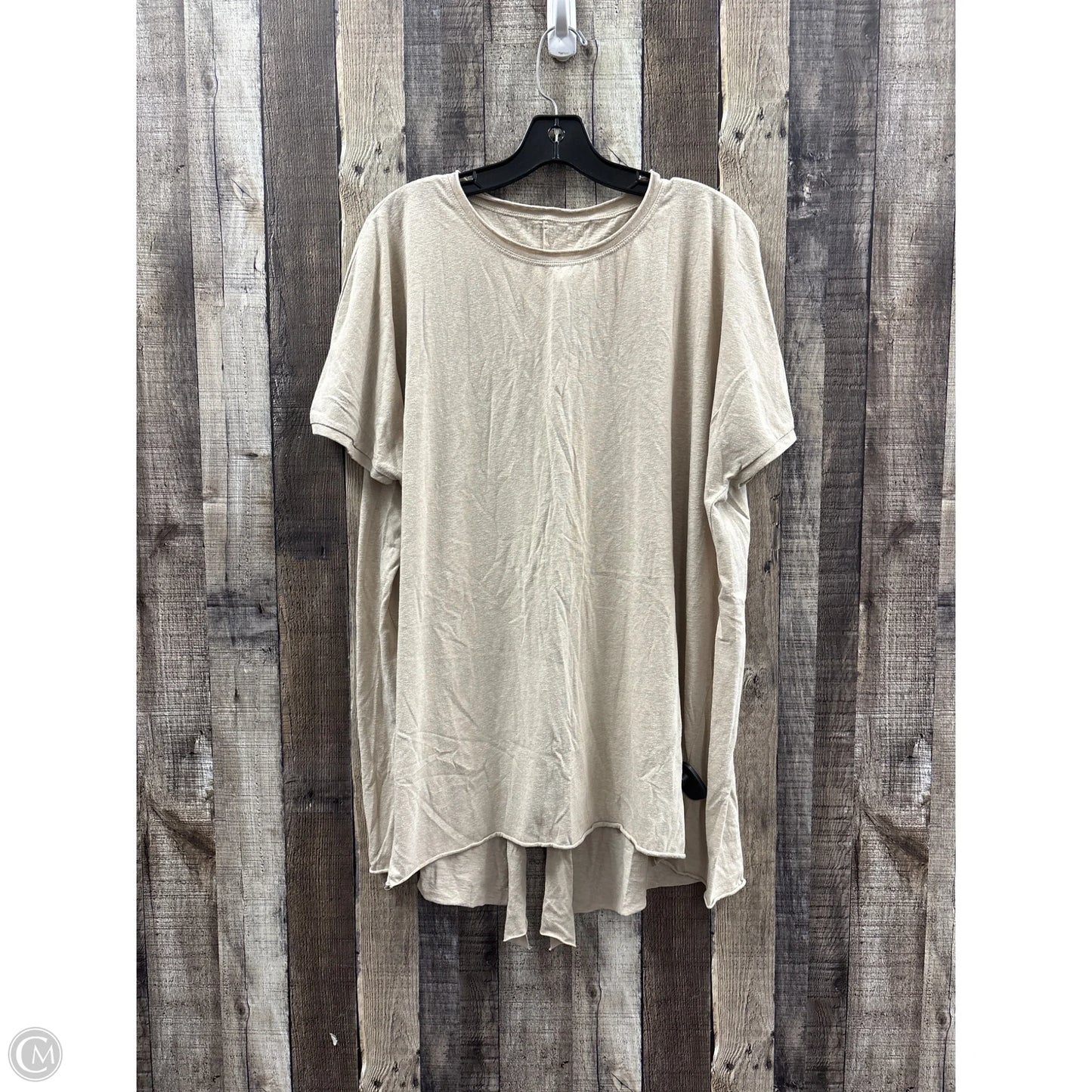 Top Short Sleeve By Cmf In Tan, Size: Xl