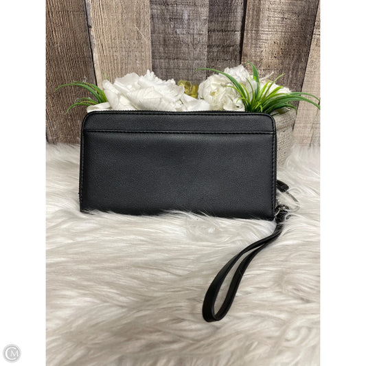 Wristlet By Cmf, Size: Large
