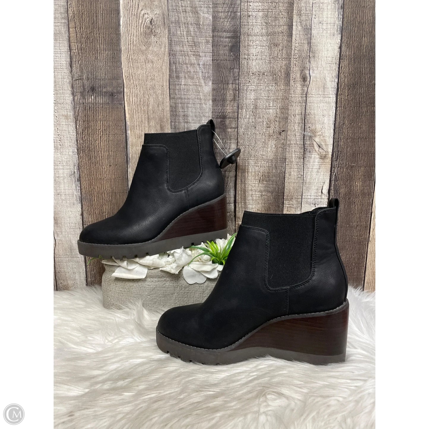 Boots Ankle Heels By Crown Vintage In Black, Size: 7.5