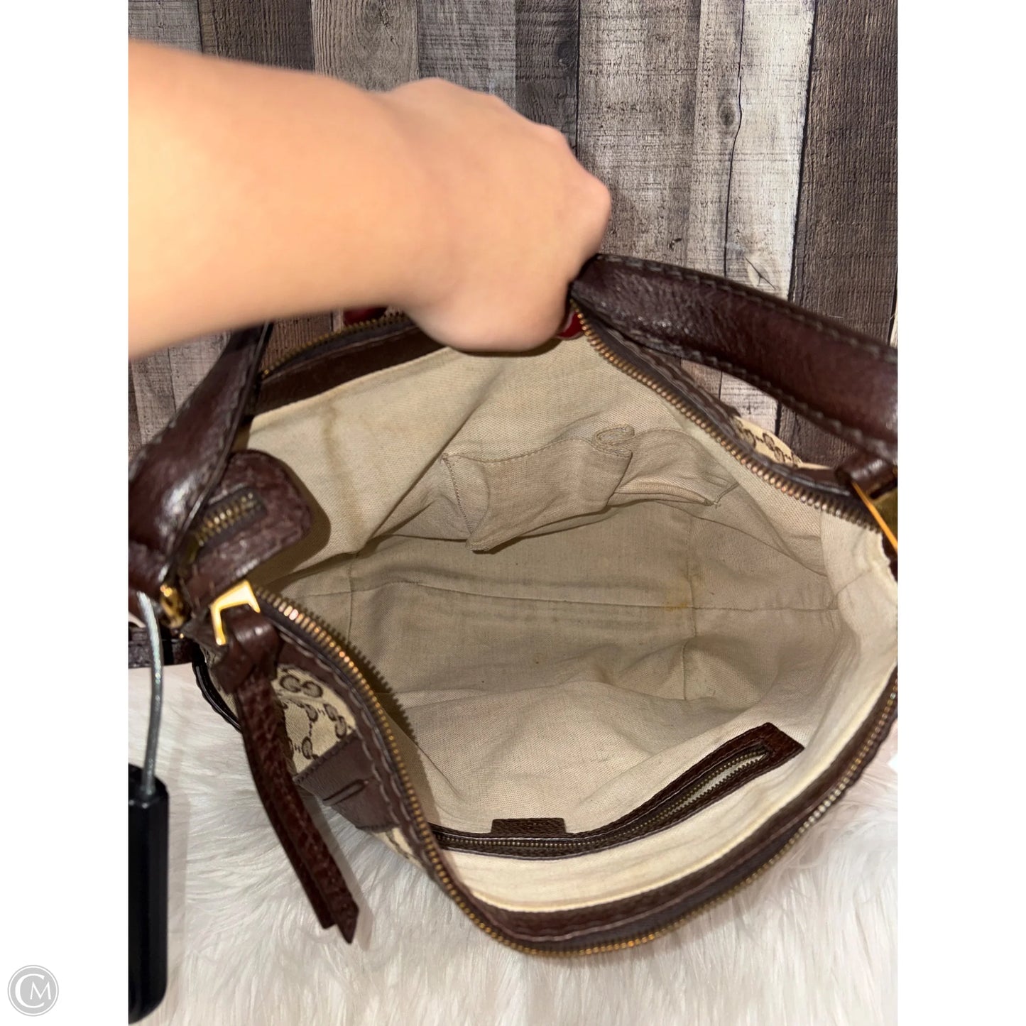 Handbag Luxury Designer By Gucci, Size: Large