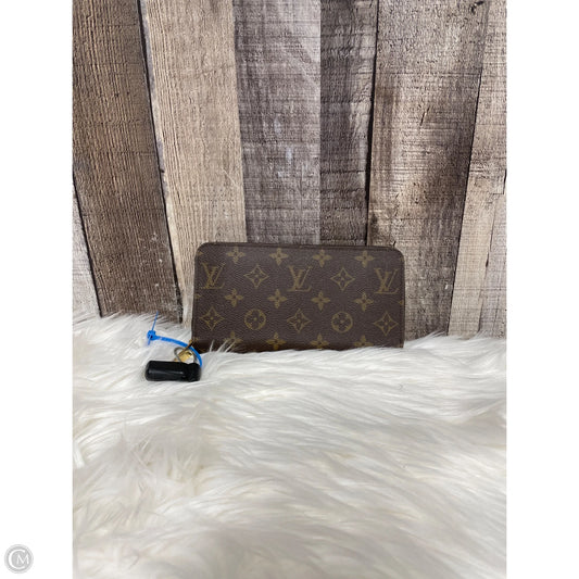 Wallet Luxury Designer By Louis Vuitton, Size: Medium