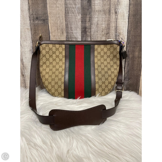 Crossbody Luxury Designer By Gucci, Size: Medium