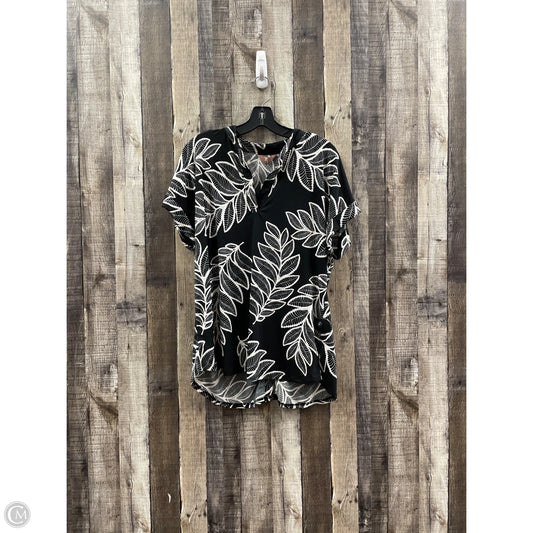 Top Short Sleeve By Cme In Black & White, Size: Xl