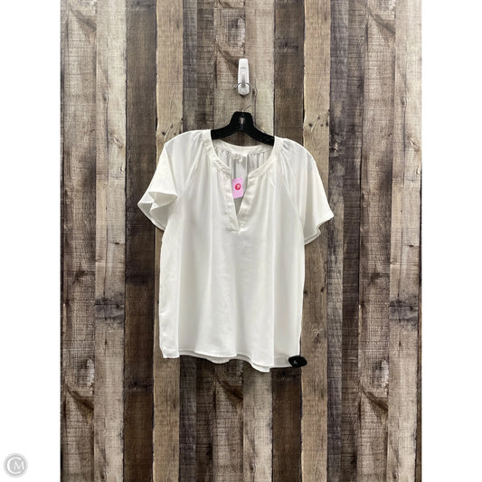 Top Short Sleeve By Olive And Oak In White, Size: Xl