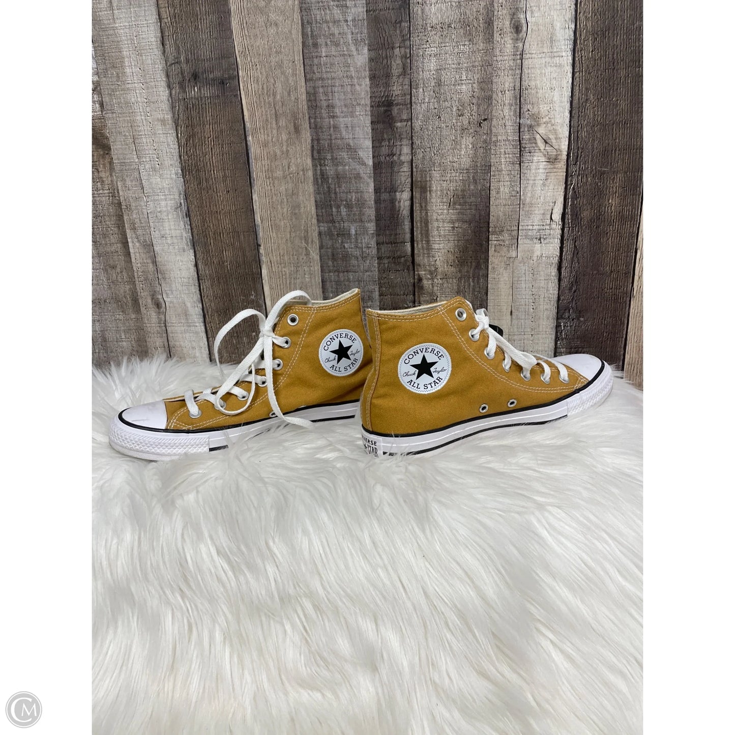 Shoes Sneakers By Converse In Gold, Size: 8