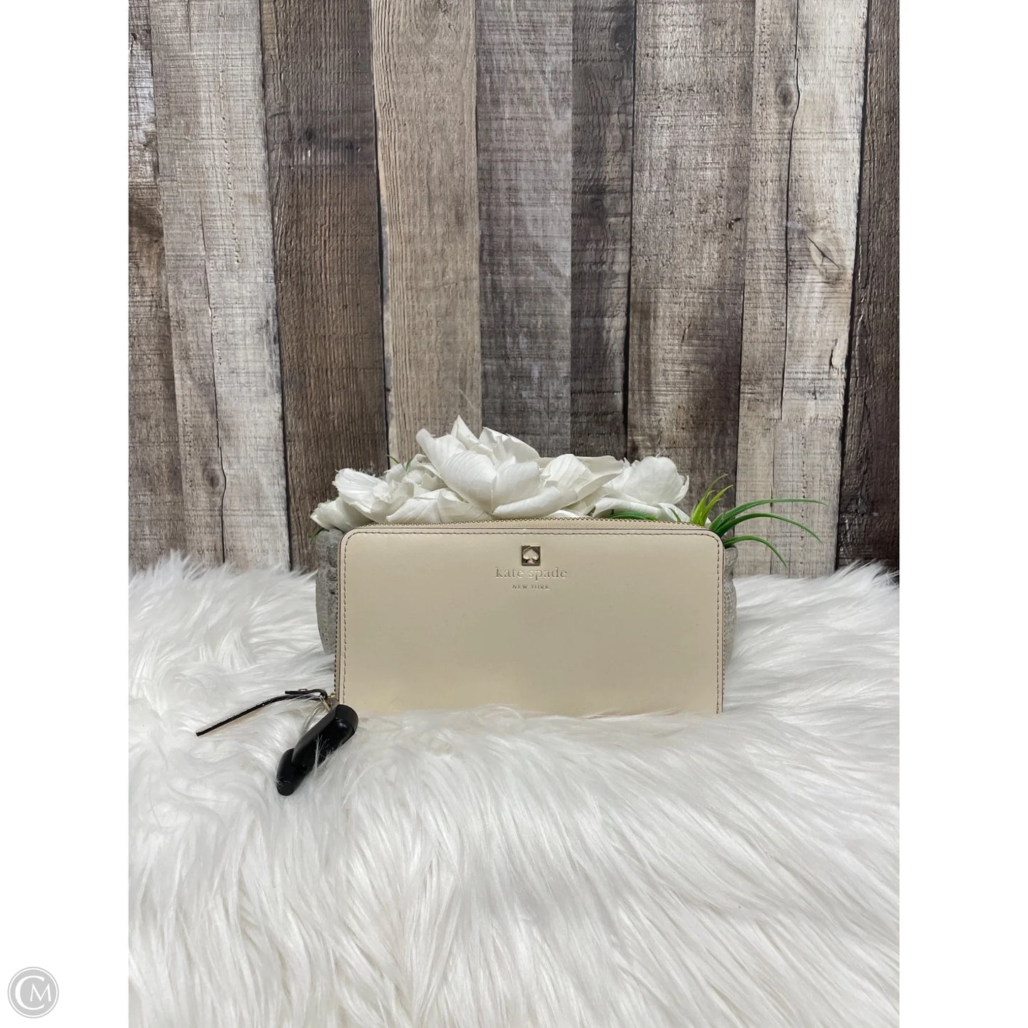Wallet Designer By Kate Spade, Size: Large