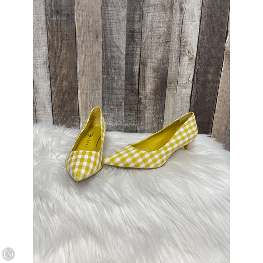 Shoes Heels Kitten By Katy Perry In White & Yellow, Size: 6.5