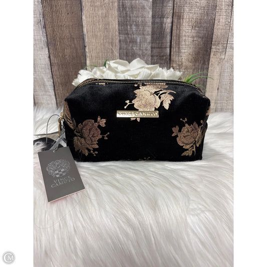 Makeup Bag By Vince Camuto, Size: Medium