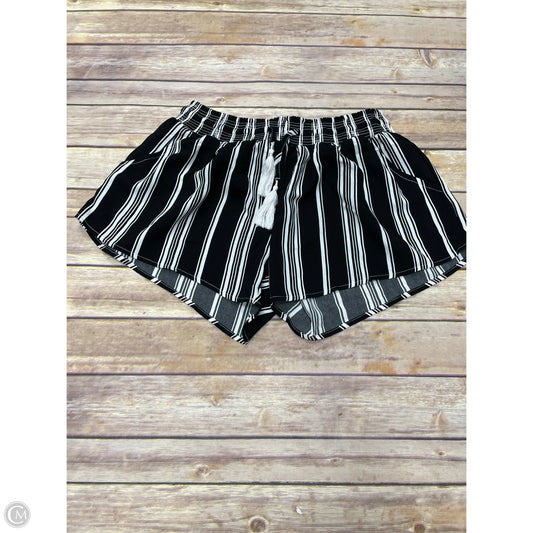 Shorts By Cme In Black & White, Size: L