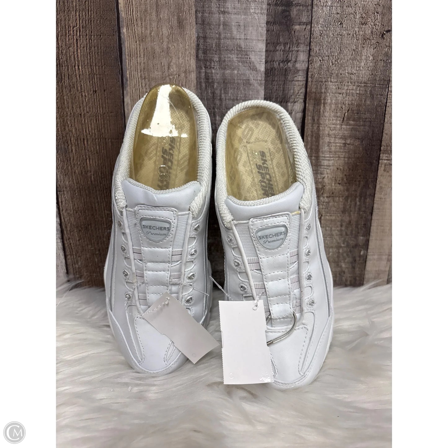 Shoes Athletic By Skechers In White, Size: 8