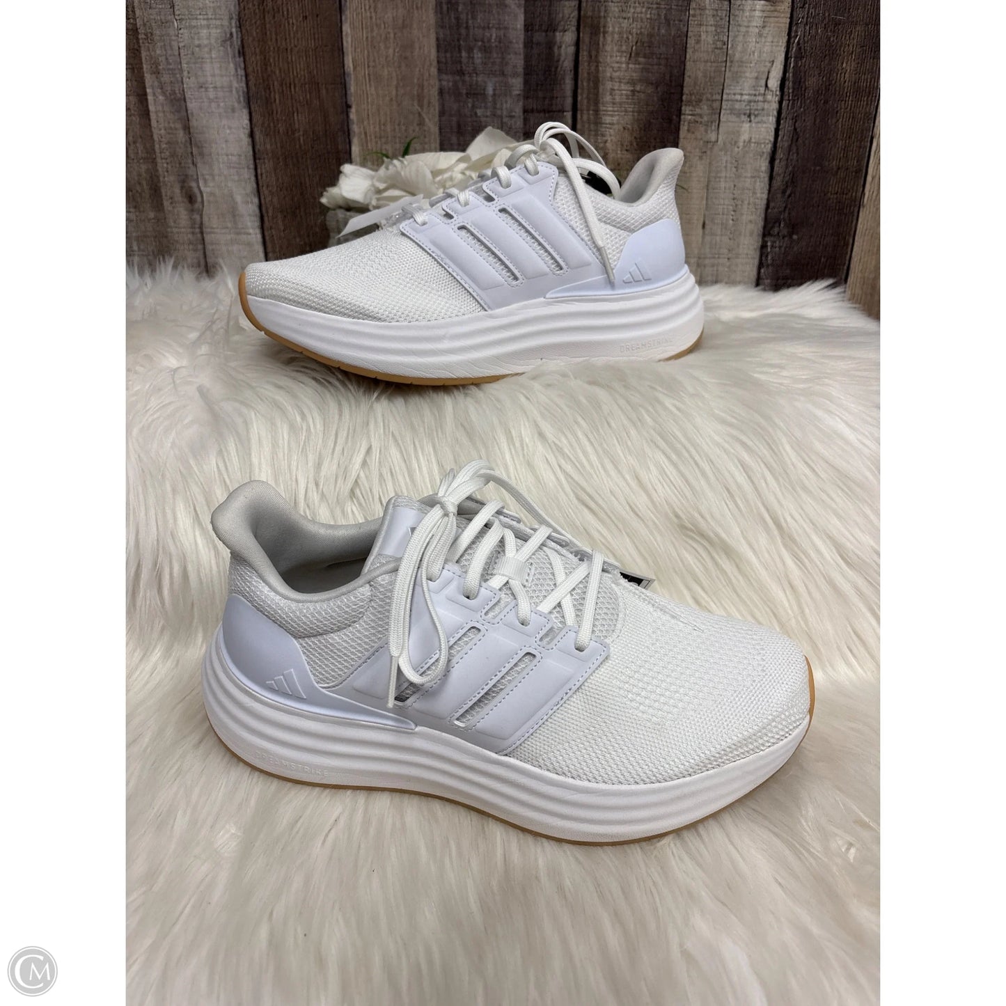 Shoes Athletic By Adidas In White, Size: 9.5