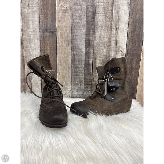 Boots Ankle Heels By Sorel In Brown, Size: 10