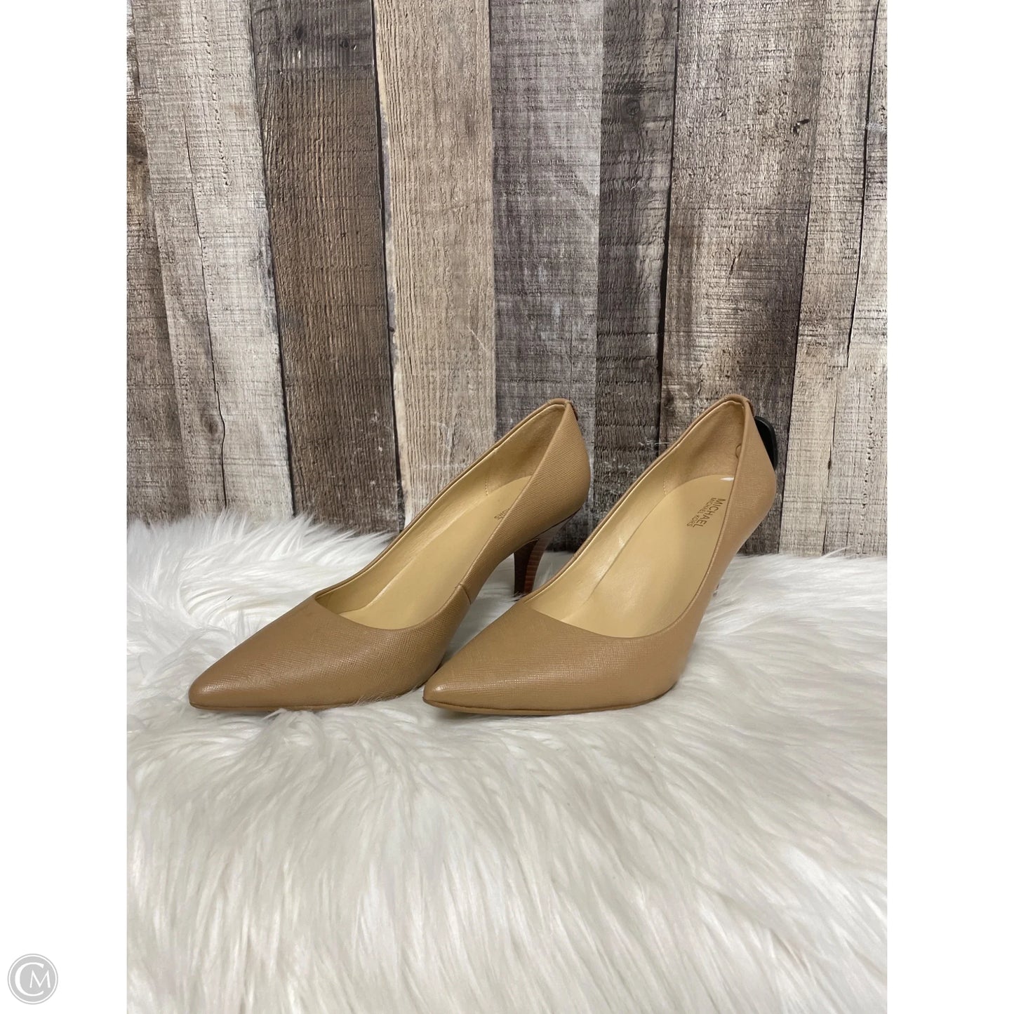 Shoes Designer By Michael Kors In Tan, Size: 8