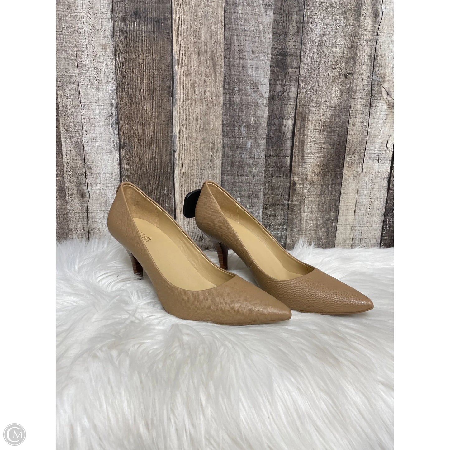 Shoes Designer By Michael Kors In Tan, Size: 8