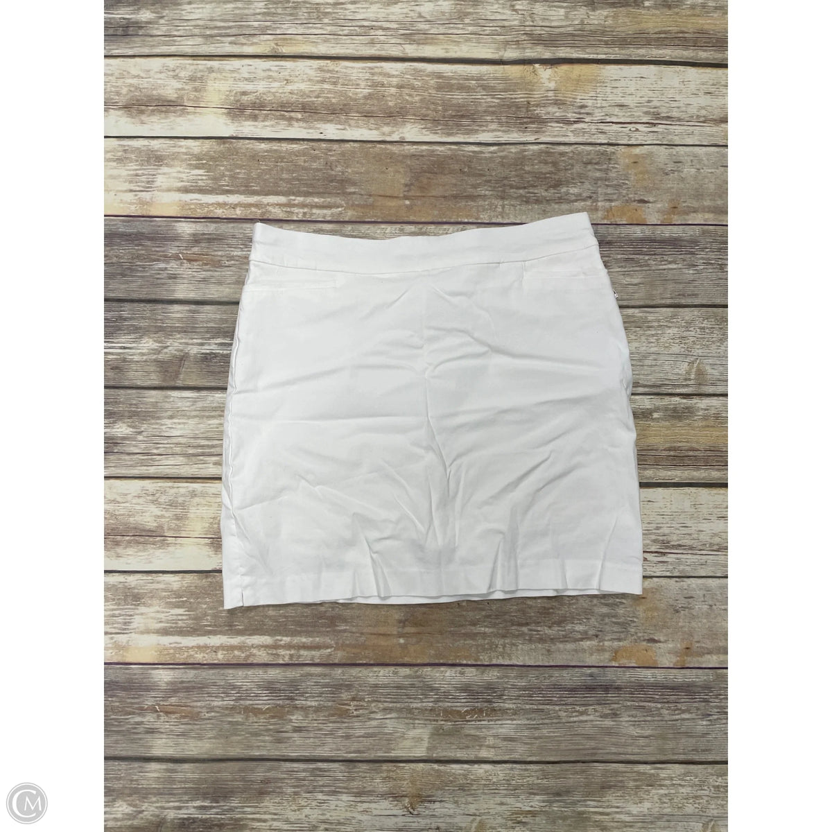 Athletic Skort By Chicos In White, Size: L