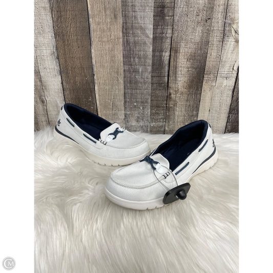 Shoes Flats By Skechers In Blue & White, Size: 9