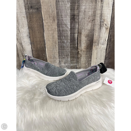 Shoes Flats By Skechers In Grey, Size: 8.5