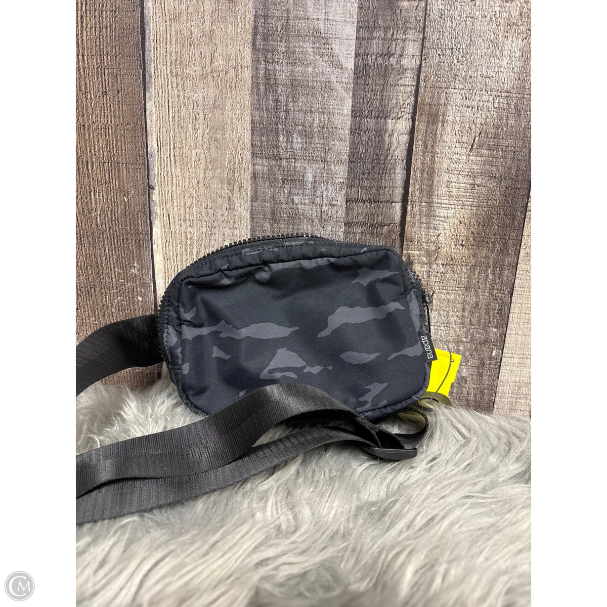 Belt Bag By Apana, Size: Small