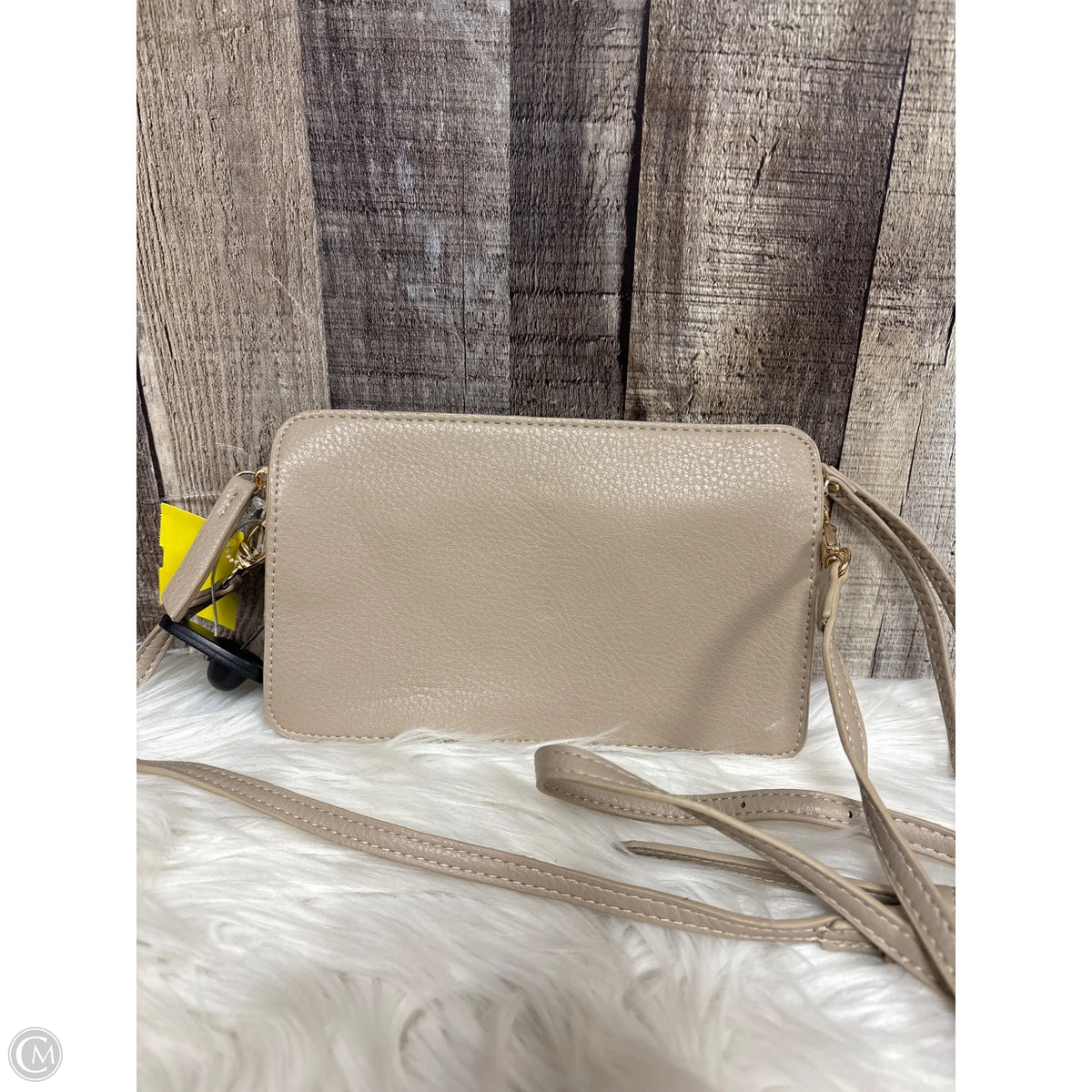 Crossbody By Cmf, Size: Small