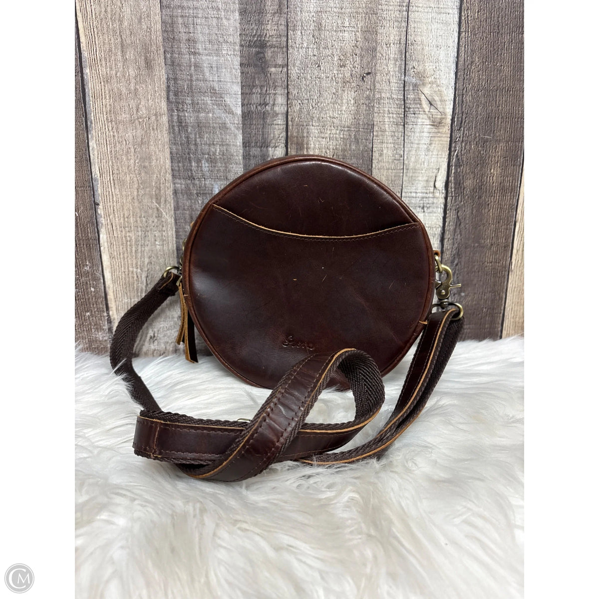 Crossbody Leather By Clothes Mentor, Size: Medium