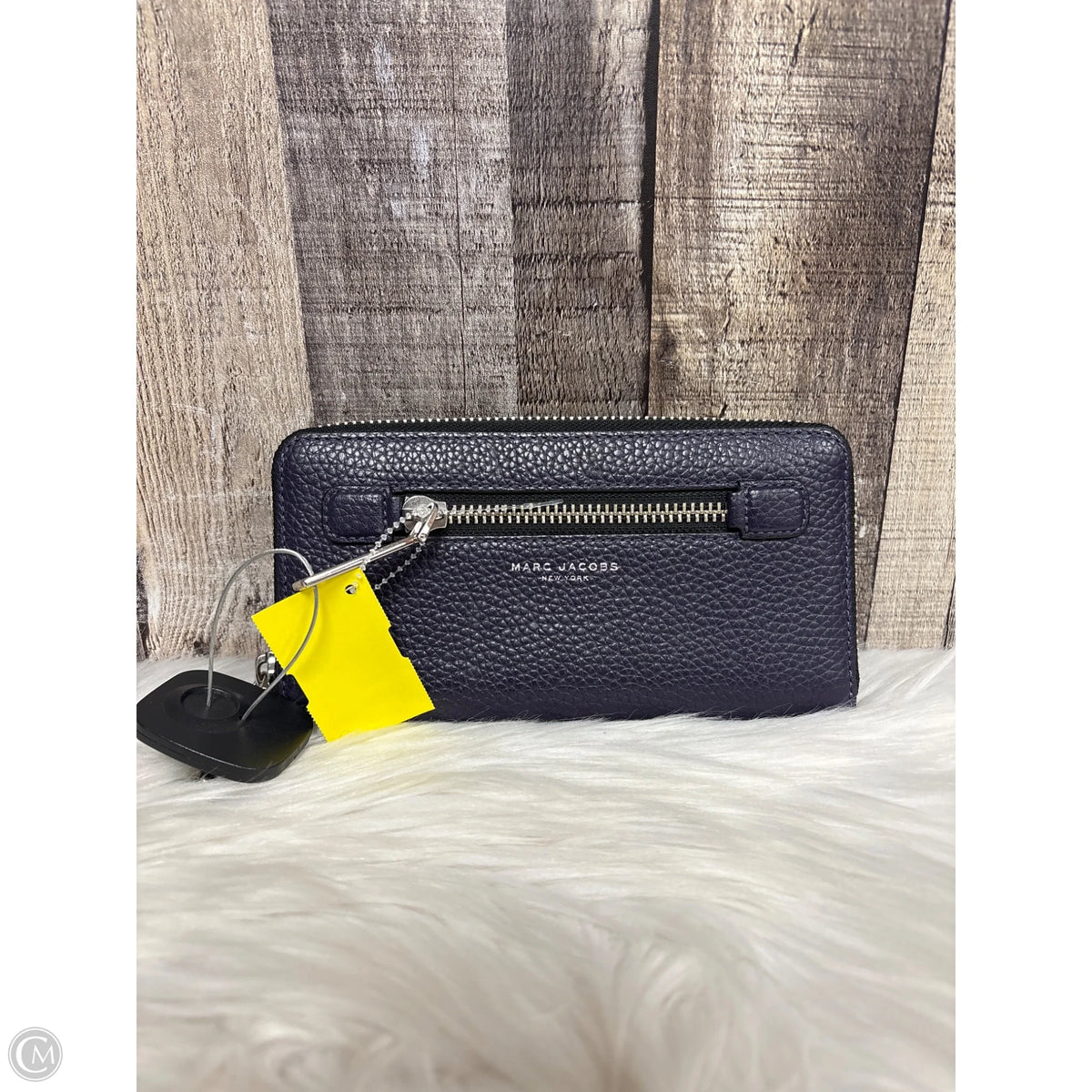 Wallet Luxury Designer By Marc Jacobs, Size: Large