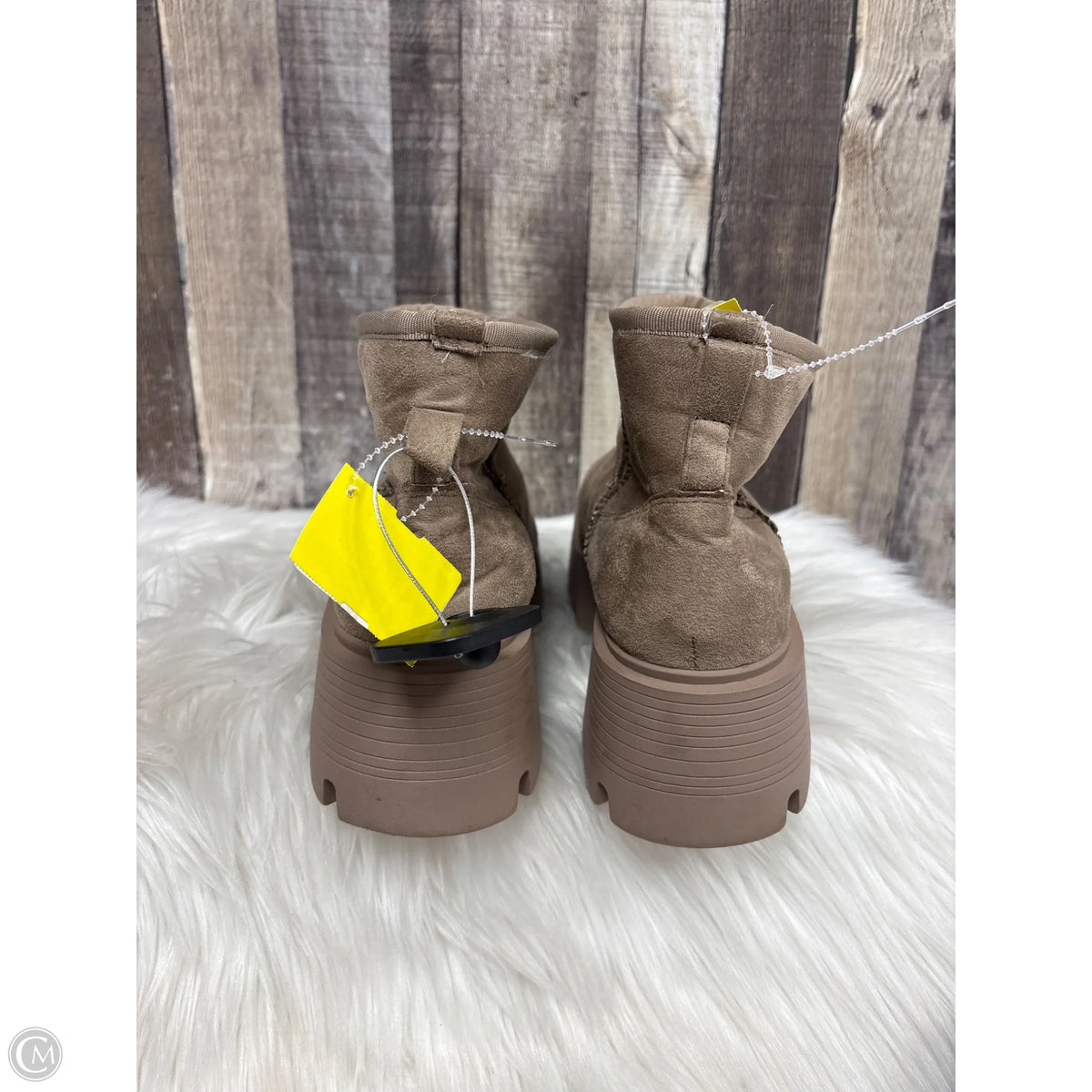 Boots Ankle Heels By Cmf In Tan, Size: 8