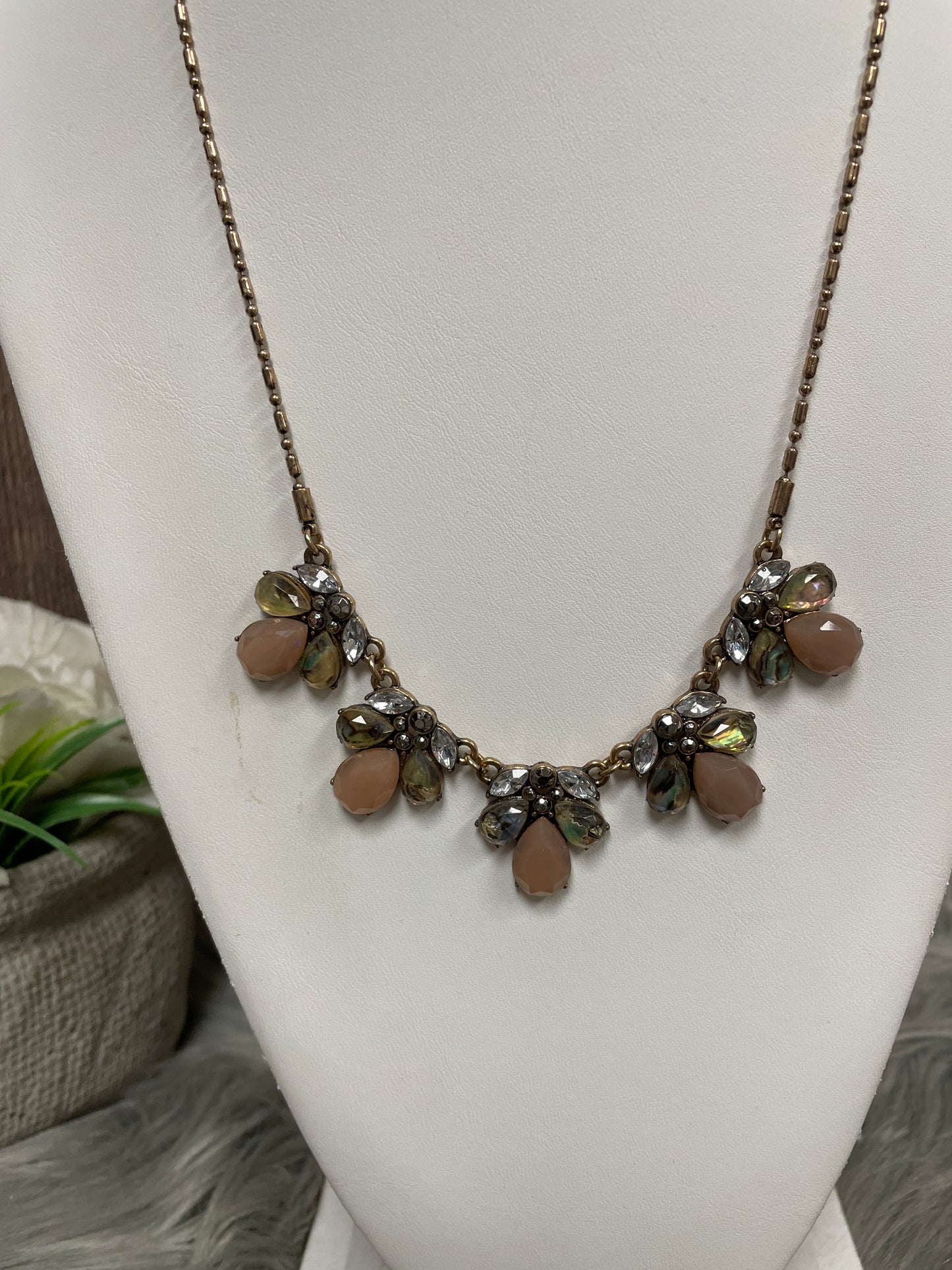 Necklace Statement Loft